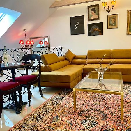 Loft W Rynku Z Jacuzzi Supraśl Exterior foto